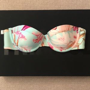 Triangl- ‘Marley’ strapless, bikini top